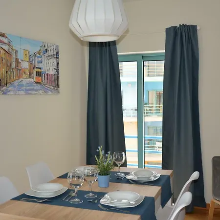 Appartement Stunning With Marina Views