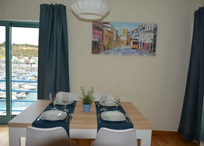 Stunning With Marina Views *